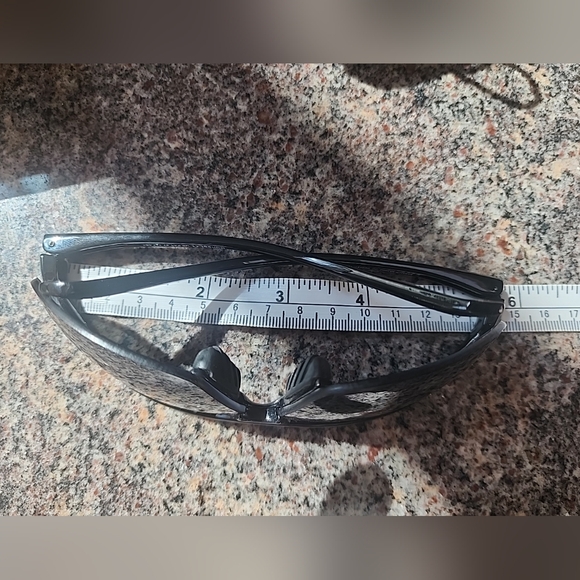 Unworn Maui Jim Polarized 402-02 Sunglasses W/ Hard Case & Floral Protective Bag - Picture 11 of 12